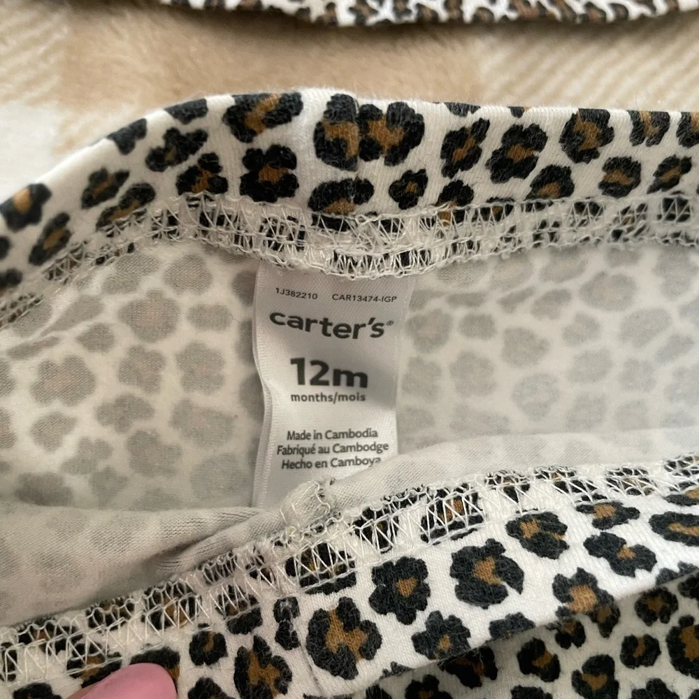 Bundle of girls pants and skirt. Mixedsize Leopard Skirt and Floral Leggings Set